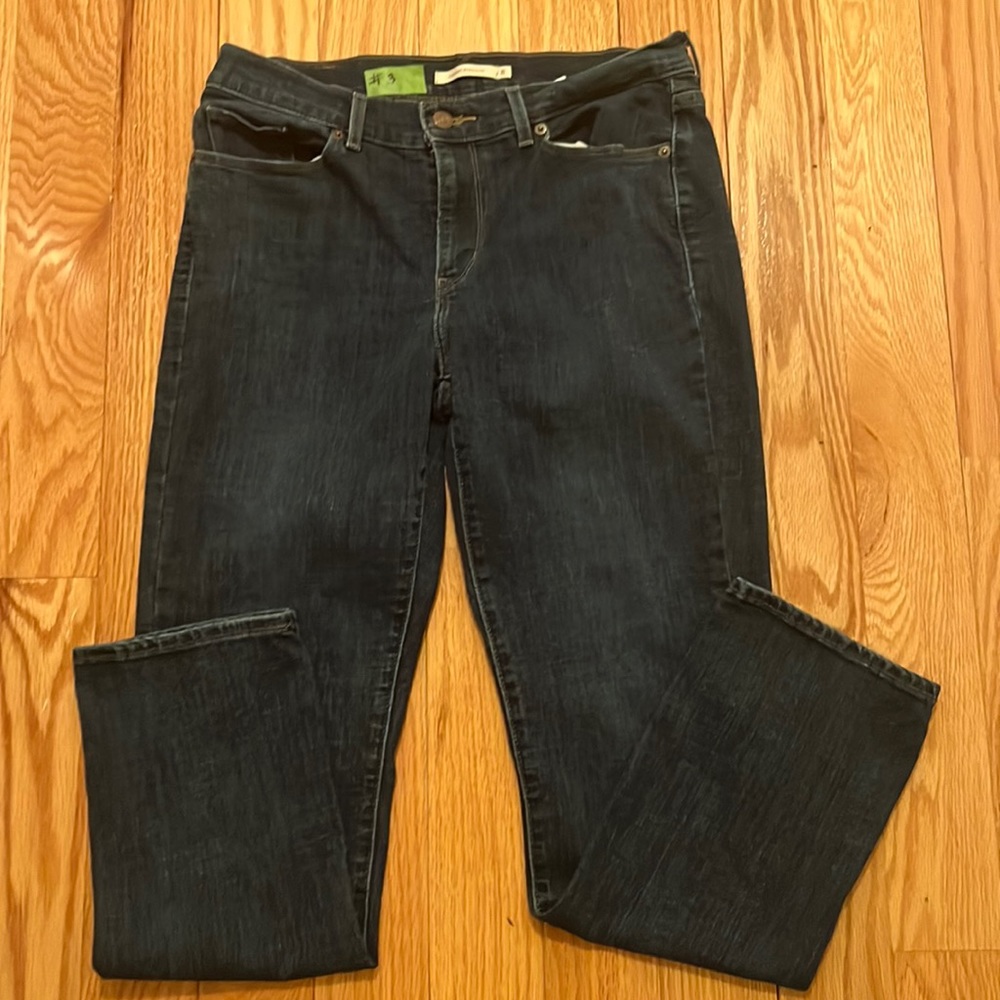 Women’s dark blue Classic Straight Jeans 
size 8